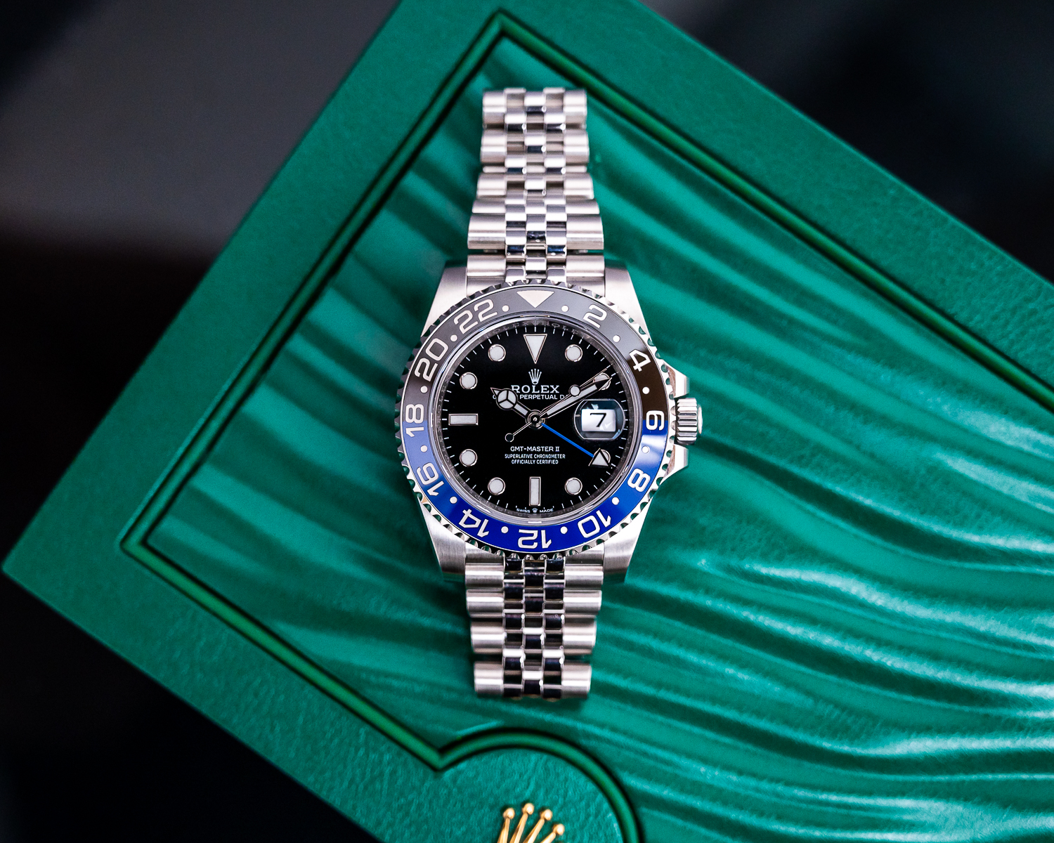 ROLEX GMT MASTER II "BATGIRL" 4